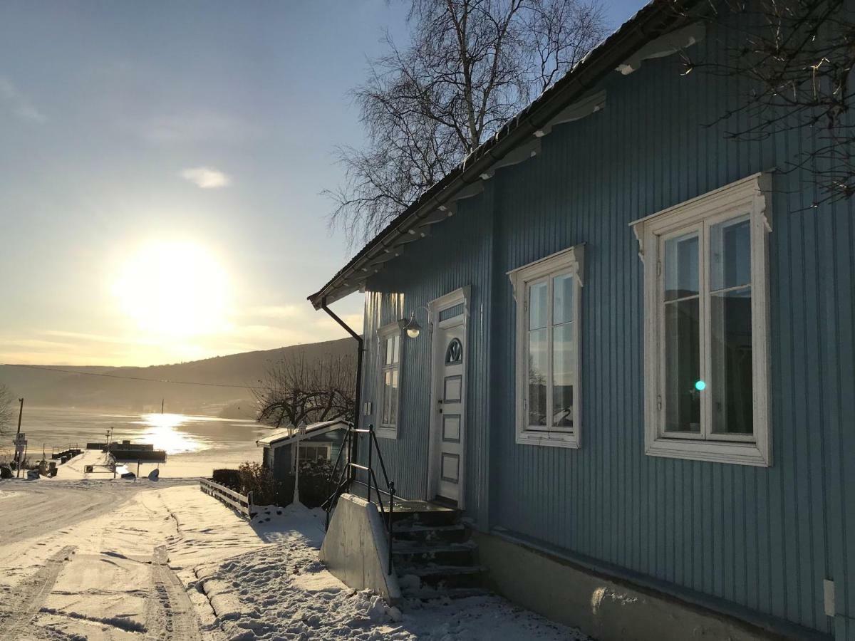 Charming Lakeside House With Sauna リレハンメル エクステリア 写真