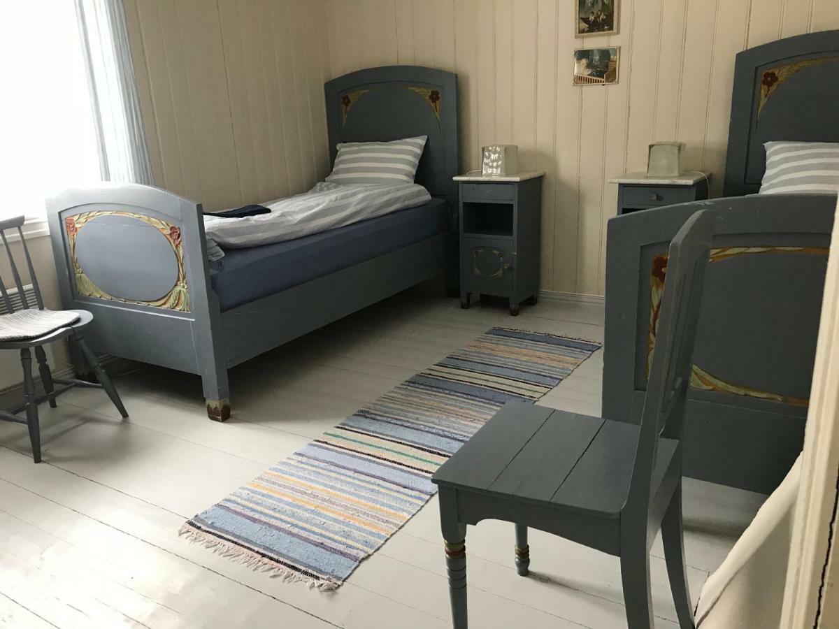 Charming Lakeside House With Sauna リレハンメル エクステリア 写真